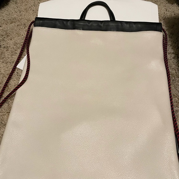 Gucci drawstring backpack BNWT - Picture 16 of 16